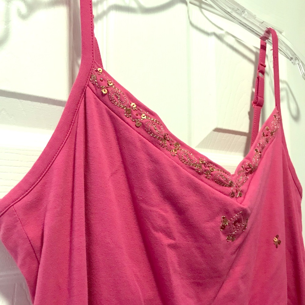 Pink tank top